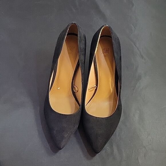 H&M WOMEN"S POINTED TOE LOW KITTEN HEEL DRESS PUMP - Picture 3 of 14